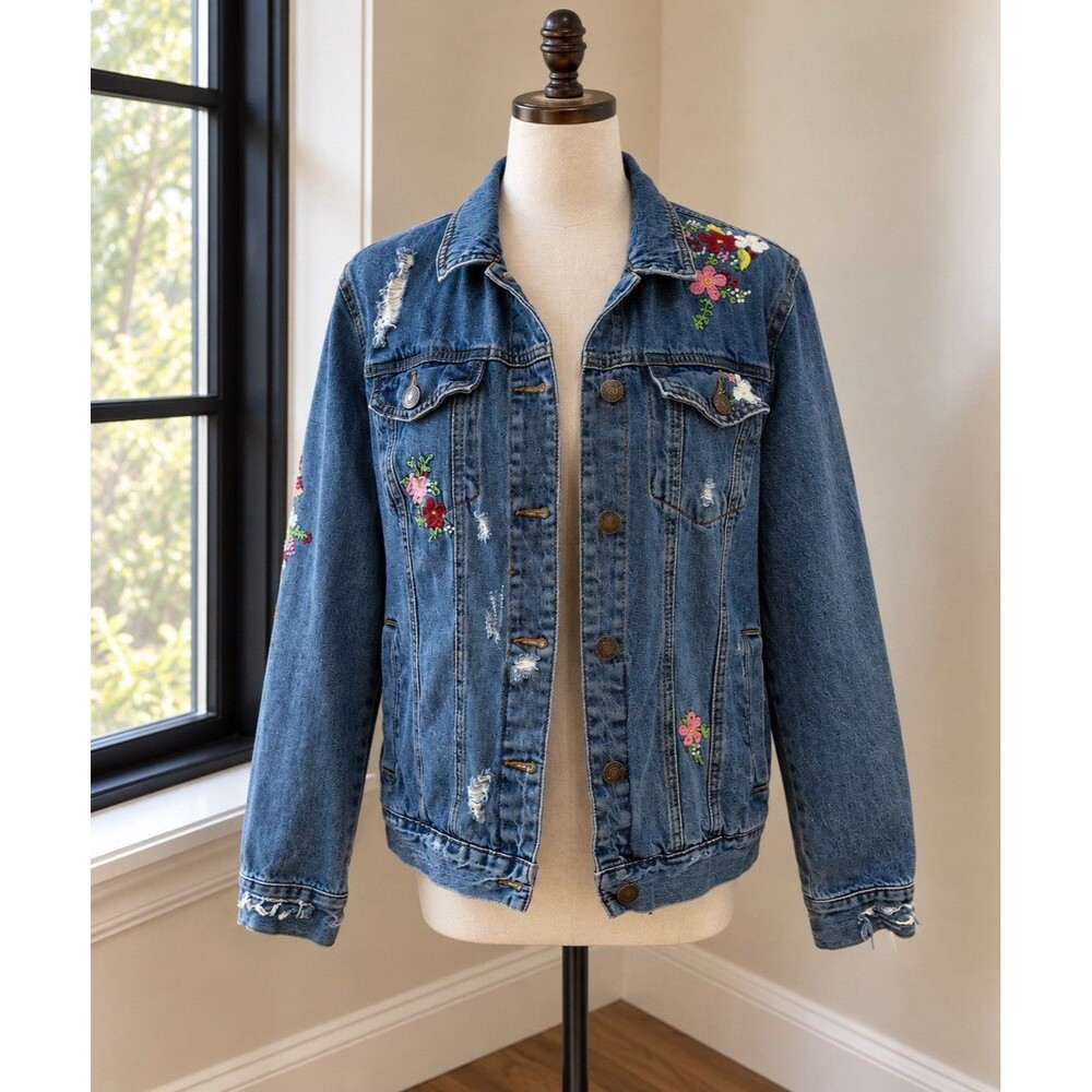 Wax Jean Women’s Denim Jacket Embroidered Floral Size S Distressed Western Boho